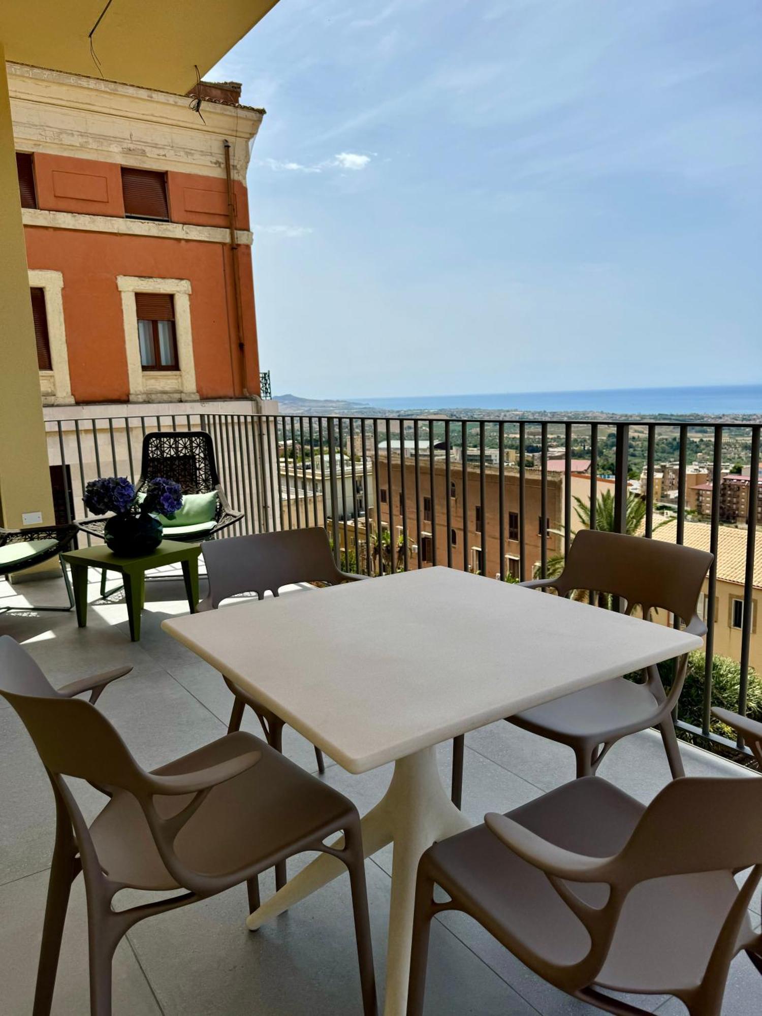 Deluxe Apartment Milia Agrigento Exterior photo