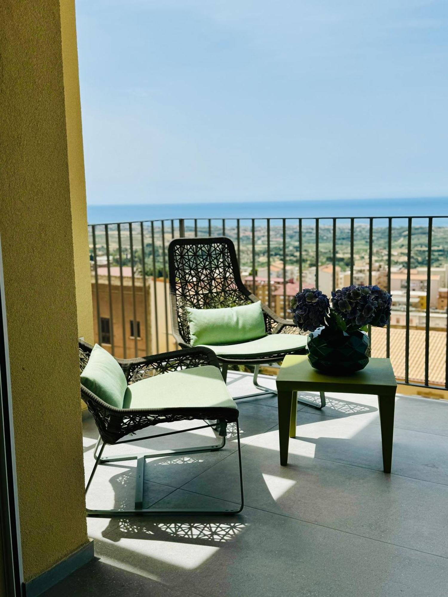 Deluxe Apartment Milia Agrigento Exterior photo